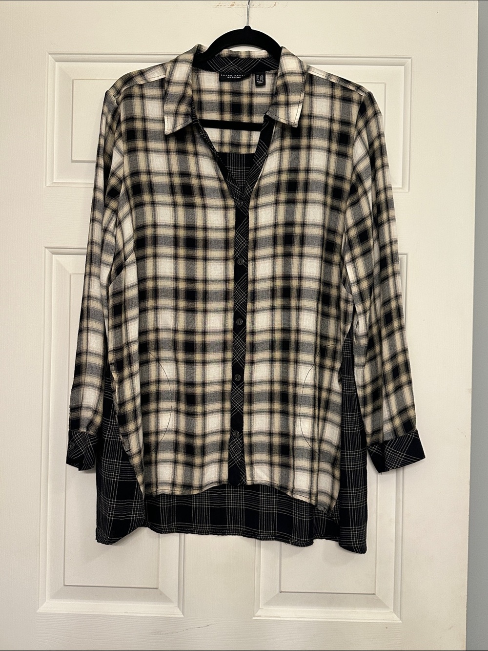 Susan Graver Black and White Plaid Shirt with Pockets